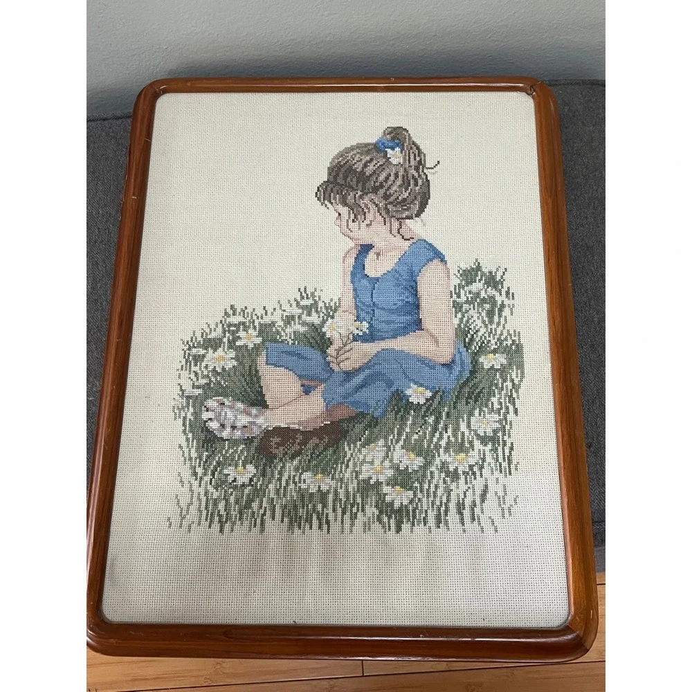 Unbranded vintage framed